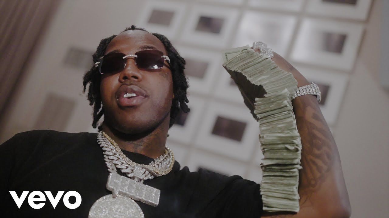 EST Gee – 5500 Degrees (feat. Lil Baby, 42 Dugg, Rylo Rodriguez) [Official Music Video]